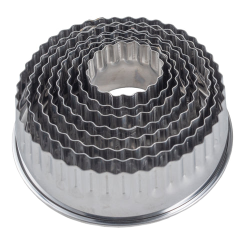 Gobel 8 Piece Round Fluted Pastry Cutter Set, Stainless Steel