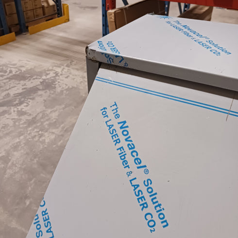 Traulsen CLPT-4812-SD-LR Centerline Double Door Sandwich and Salad Prep Table 48" Refrigerator, SCRATCH & DENT FINAL SALE