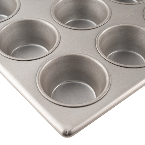 Chicago Metallic Muffin / Cupcake Pan, Standard, 24 Cups x 3.8 Oz, Glazed Aluminized Steel