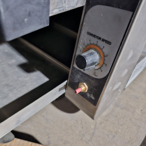 Star Holman QCS2-1200B Conveyor Toaster, 3200W, 208V, SCRATCH & DENT FINAL SALE