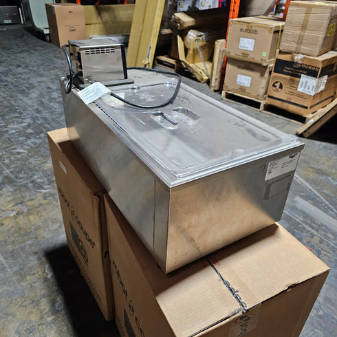 Vollrath 40861 Sous Vide Immersion Circulator Head, Bath & Cover, 120V, SCRATCH & DENT FINAL SALE