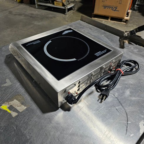 Vollrath 6951020 Commercial Series Countertop Induction Range, 120V, SCRATCH & DENT FINAL SALE