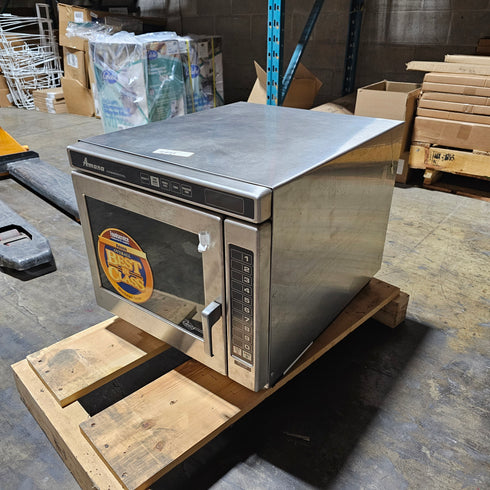 Amana RC17S2 Heavy Duty Commerical Microwave Oven, 1700W, 208/240V, Stainless Steel, SCRATCH & DENT FINAL SALE
