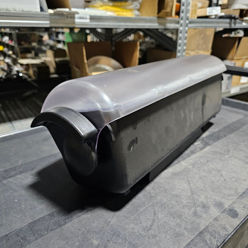 San Jamar Dome Garnish Center, 4 x 3 pt Trays, SCRATCH & DENT FINAL SALE