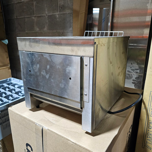 Vollrath CT4-208800 JT2 Conveyor Toaster 2800W, 208V, Unit 1, SCRATCH & DENT FINAL SALE