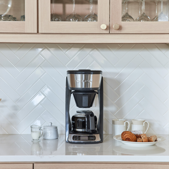 BUNN 46500.0003 Heat N' Brew Coffee Maker, Programmable, 10 Cup
