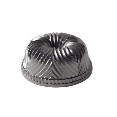 Nordic Ware Bavaria Bundt Pan, 10 Cup, Cast Aluminum, Commercial Finish, FINAL SALE