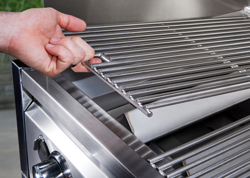 Couronne Vérité | Gril Série Club 60", Réservoirs horizontaux, Pare-vent 2 x 30", Propane