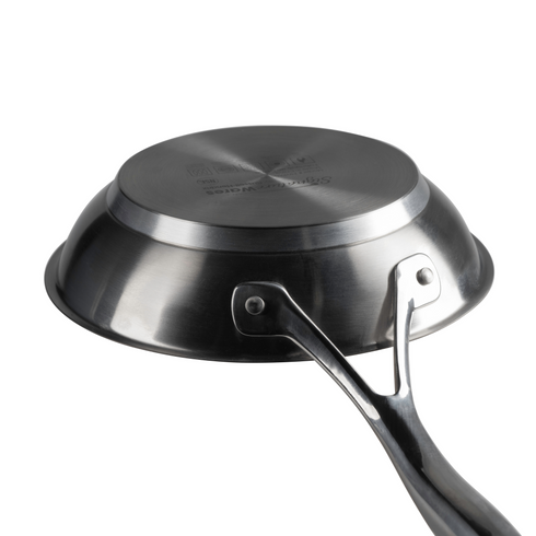 Articles de signature | Poêle à frire antiadhésive, acier inoxydable, finition Excalibur