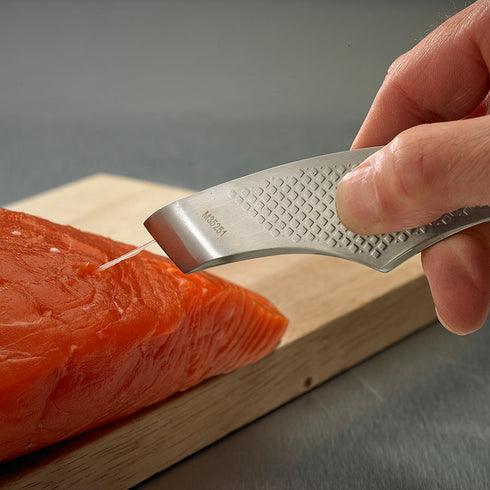 Mercer Fish Bone Tweezer, 5 5/8"