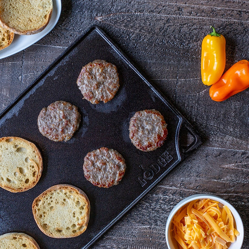 Loge | Grill/plaque chauffante réversible en fonte, 16,75" x 9,5"