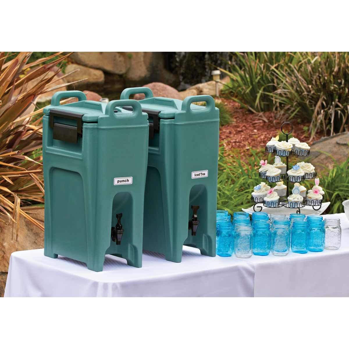 Cambro | Ultra Camtainer Insulated Beverage Container, 5.25 Gal ...